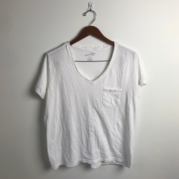 Universal Thread Monterey Pocket Vneck 